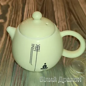 Керамічний чайник Мінімалізм